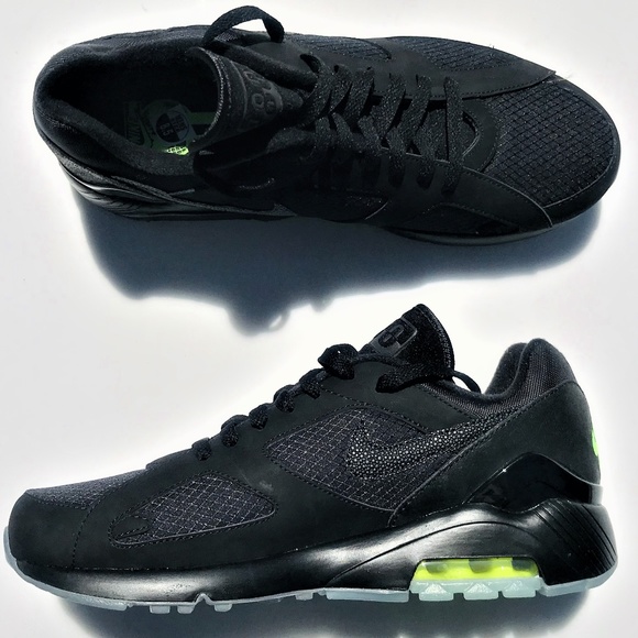 nike air max plus night ops